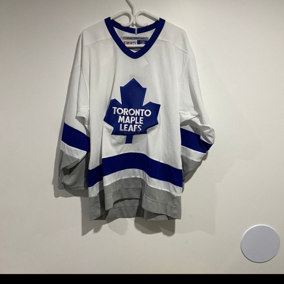Nwt toronto maple leafs jersey size M - Picture 1 of 4